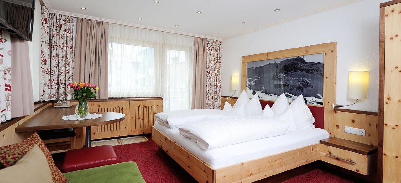 Kristall Hotel 3*