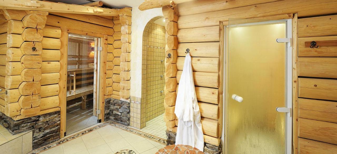 Hotel Kristall