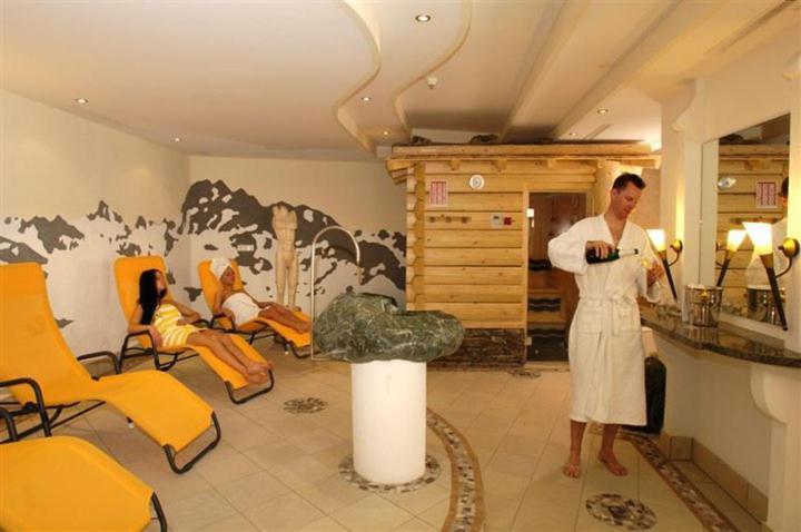 Hotel Kristall